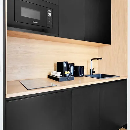 Parisian With Air Conditioning Eiffel Tower * パリ