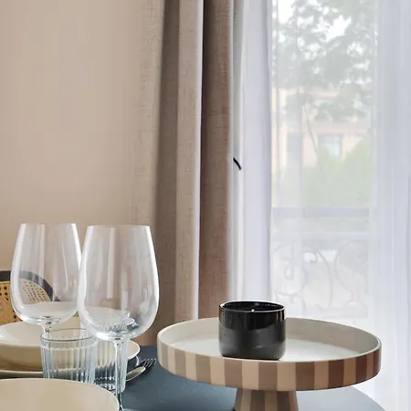 Parisian With Air Conditioning Eiffel Tower