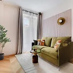 Apartmán Parisian With Air Conditioning Eiffel Tower
