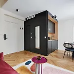 Parisian With Air Conditioning Eiffel Tower Apartmán Paříž