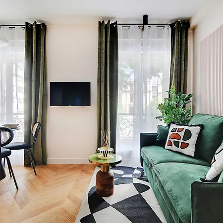 Apartman Parisian With Air Conditioning Eiffel Tower Párizs