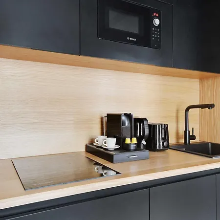 Parisian With Air Conditioning Eiffel Tower Apartman