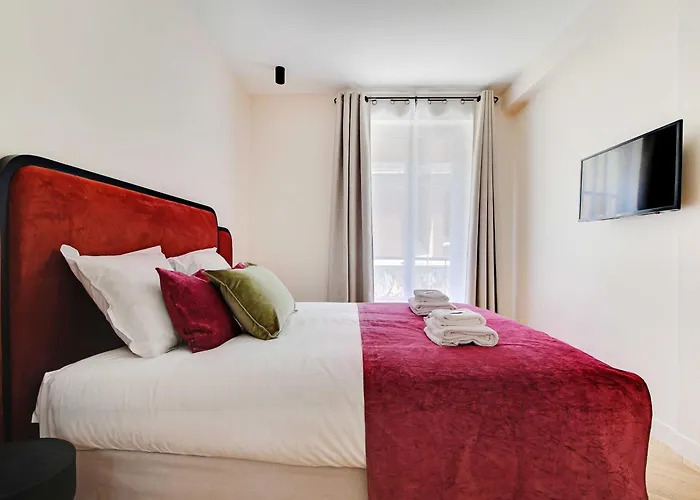 Apartament Parisian With Air Conditioning Eiffel Tower