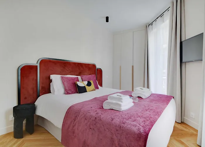 아파트 Parisian With Air Conditioning Eiffel Tower