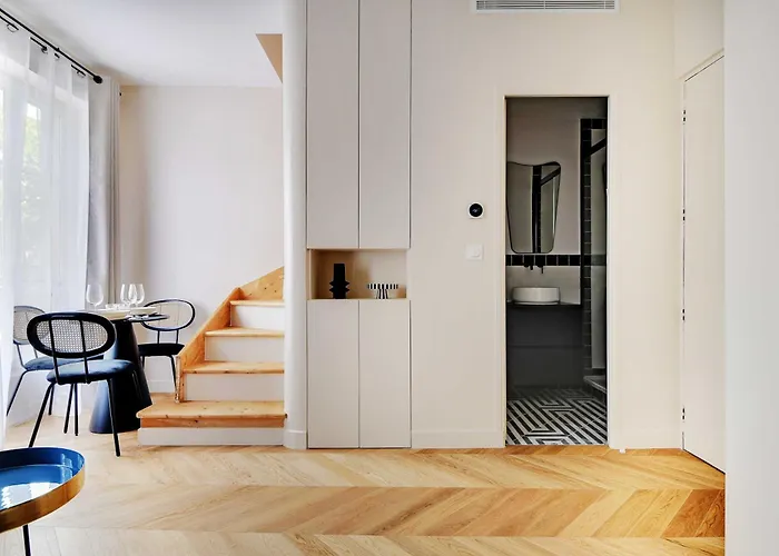 Parisian With Air Conditioning Eiffel Tower Lägenhet