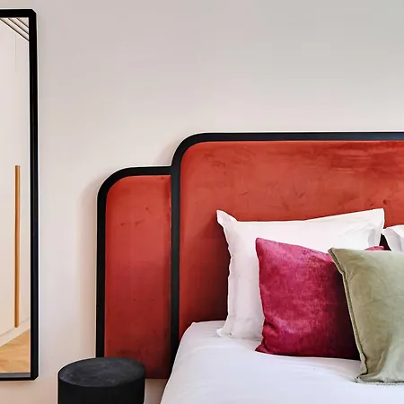 Apartment Parisian With Air Conditioning Eiffel Tower