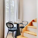 Apartment Parisian With Air Conditioning Eiffel Tower